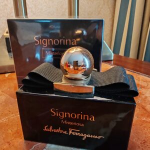 signorina misteriosa by ferragamo