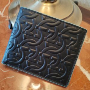billetera ferragamo nero pebble black/blue